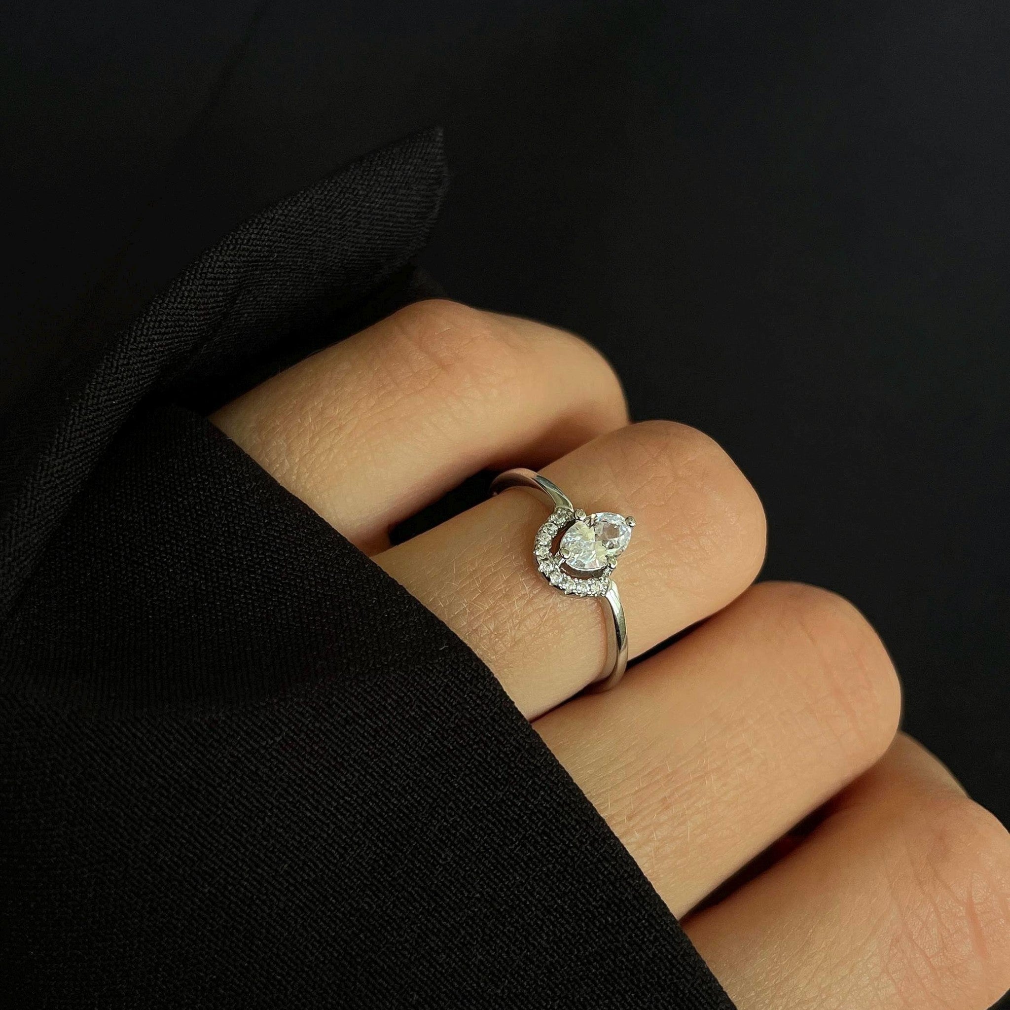 Heart Halo Ring